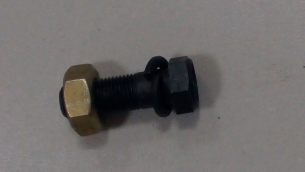 Болт карданный в сб. — 1