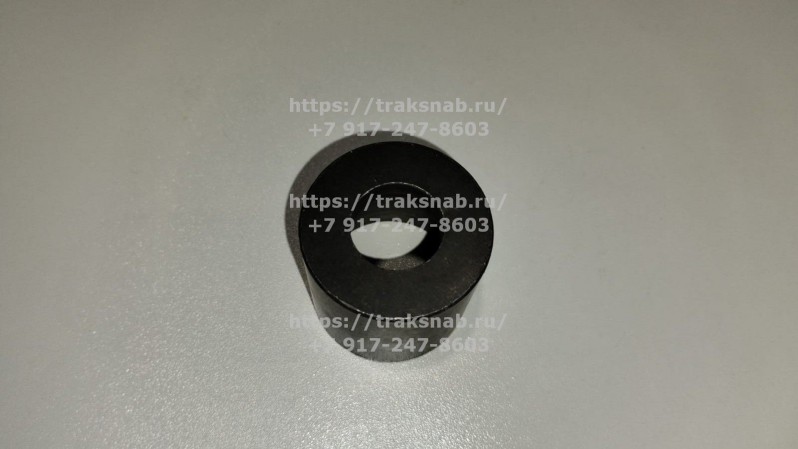 Втулка шкива к/вала Д-245 (под шлиц) — 1