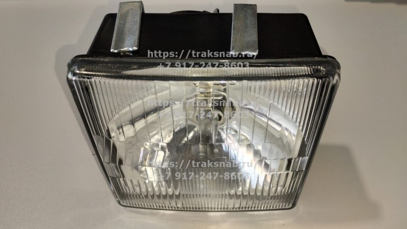 Фара передняя ФГ-308 (пластм. квадратная) — 1