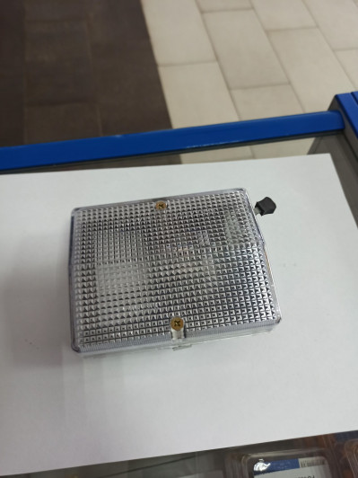 Плафон освещения кабины